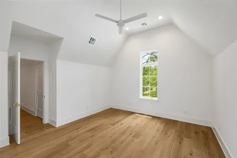 822 W 31st Street Houston TX 77018