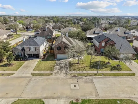 3703 Wild Oak Drive Pearland TX 77581