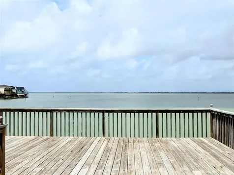 1122 Makatea Street Tiki Island TX 77554