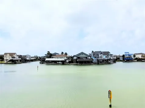 1122 Makatea Street Tiki Island TX 77554