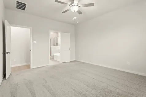 668 Woodhaven Lakes Drive La Marque TX 77568