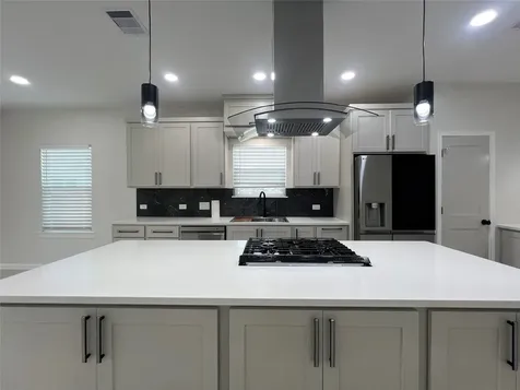 817 Center Street Richmond TX 77469