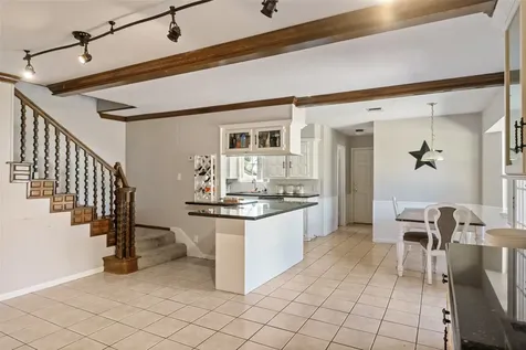 1223 Green Briar Drive Huntsville TX 77340