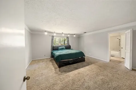1223 Green Briar Drive Huntsville TX 77340