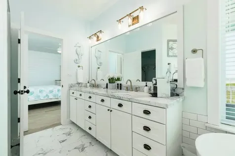 4215 King Rail Cr Circle Galveston TX 77554