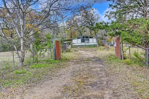 76 Oak Bend Drive Huntsville TX 77320