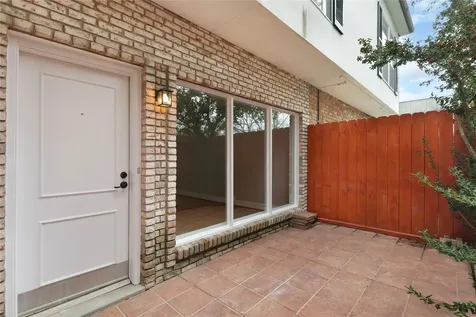 7929 Woodway Drive 4 Houston TX 77063