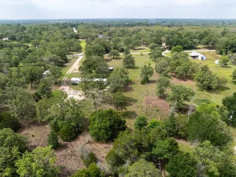 327 Teal Lake Drive Caldwell TX 77836