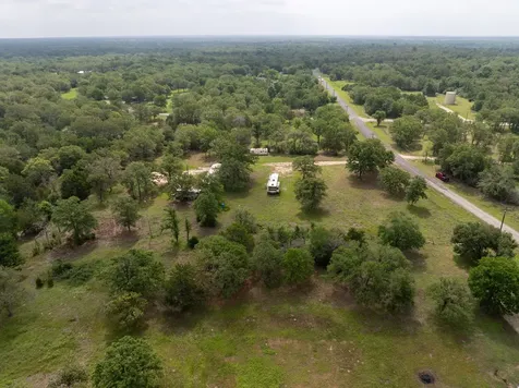 327 Teal Lake Drive Caldwell TX 77836