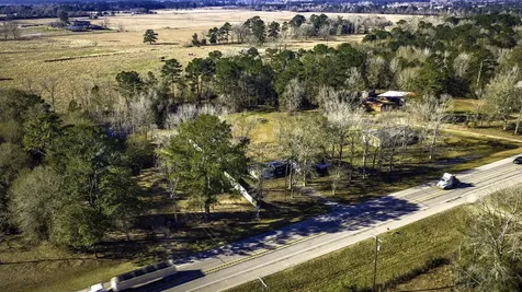 13363 Highway 105 Cleveland TX 77327