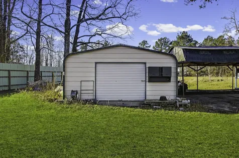 13363 Highway 105 Cleveland TX 77327