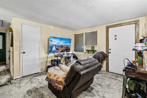 13363 Highway 105 Cleveland TX 77327