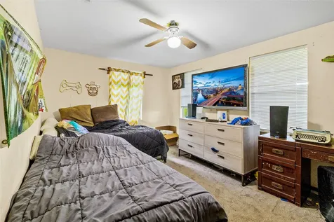 13363 Highway 105 Cleveland TX 77327