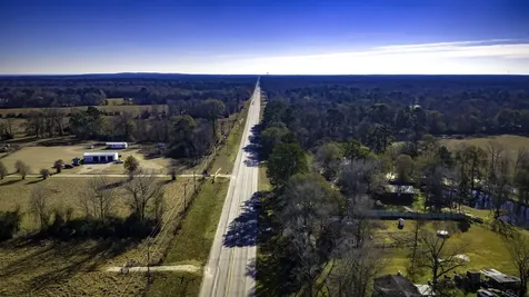 13363 Highway 105 Cleveland TX 77327