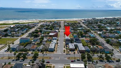 1017 11th Street 1 Galveston TX 77550