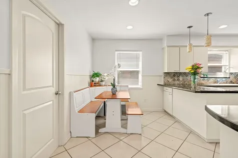 5827 Rutherglenn Drive Houston TX 77096