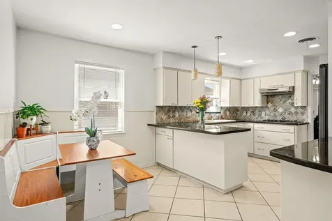 5827 Rutherglenn Drive Houston TX 77096