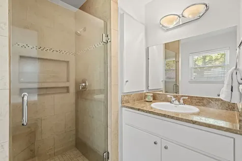 5827 Rutherglenn Drive Houston TX 77096