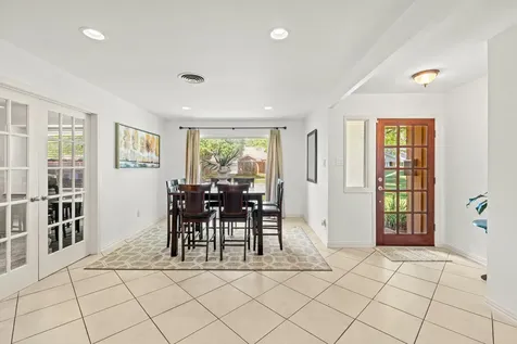 5827 Rutherglenn Drive Houston TX 77096