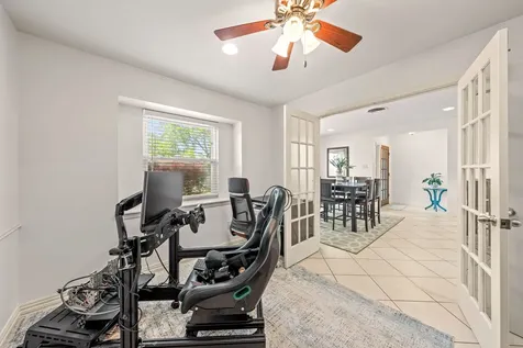 5827 Rutherglenn Drive Houston TX 77096