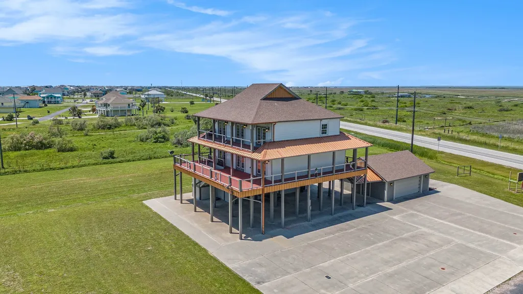 883 Gulf Cedar Drive Port Bolivar TX 77650
