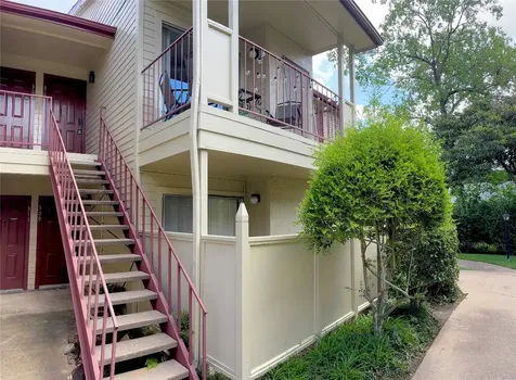 2120 El Paseo Street 310 Houston TX 77054