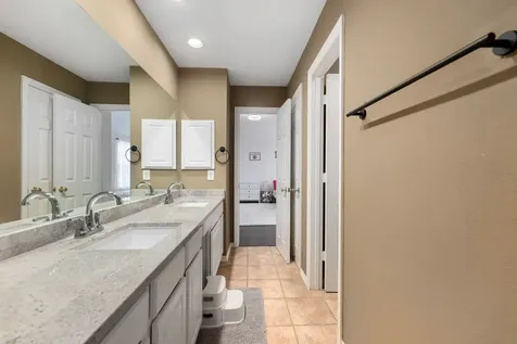 8123 Cranbrook Hollow Lane Houston TX 77095
