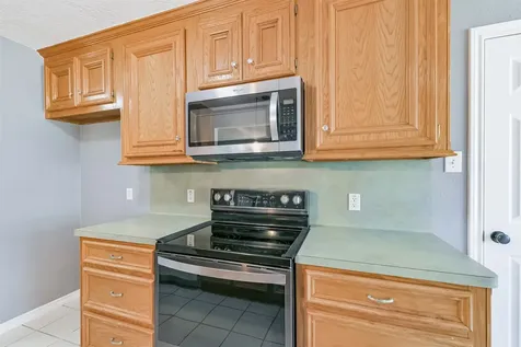 1106 Jefferson Avenue Cleveland TX 77327