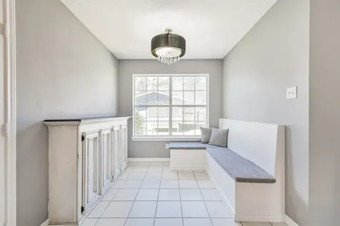1106 Jefferson Avenue Cleveland TX 77327