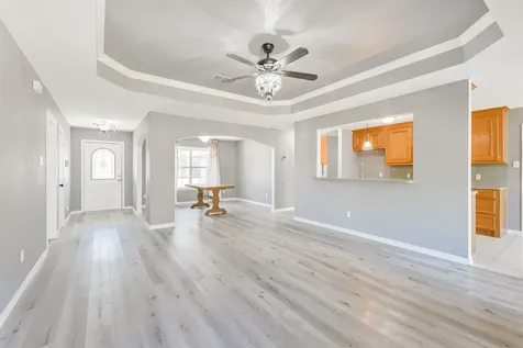 1106 Jefferson Avenue Cleveland TX 77327
