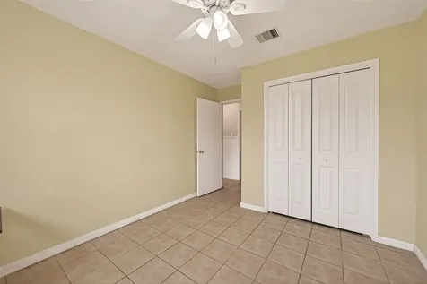 635 Coolwood Drive Houston TX 77013