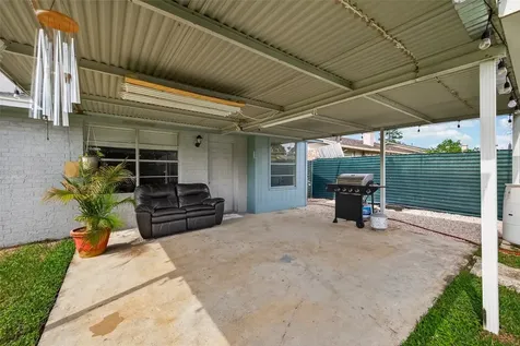 635 Coolwood Drive Houston TX 77013