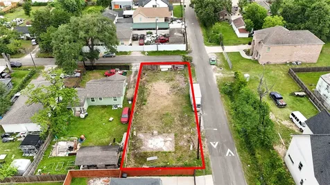 230 Wallace Street Houston TX 77022