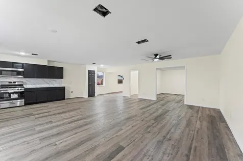 2203 Drayton Lane Houston TX 77088