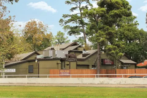 1607 Willowby Drive Houston TX 77008