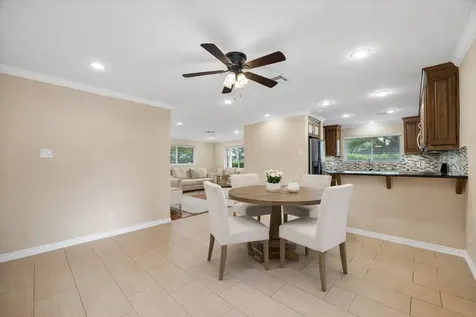 1607 Willowby Drive Houston TX 77008