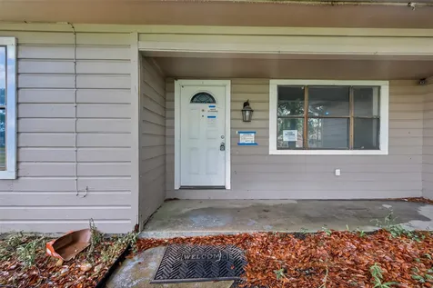 217 N Holly Avenue Cleveland TX 77327