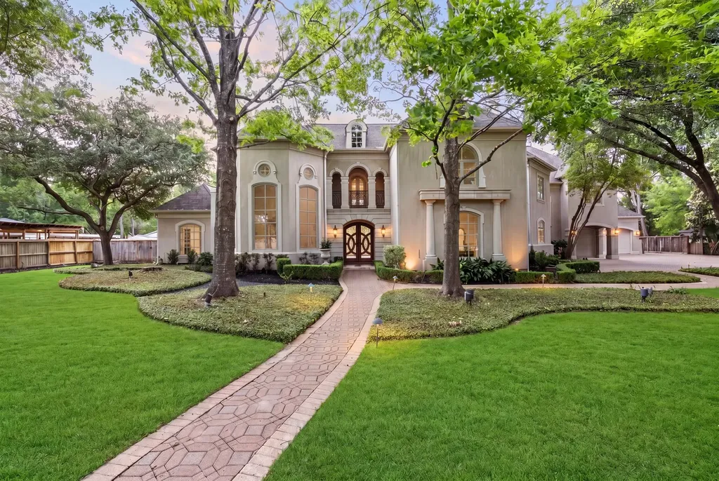 835 Echo Lane Hedwig Village TX 77024