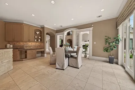 835 Echo Lane Hedwig Village TX 77024