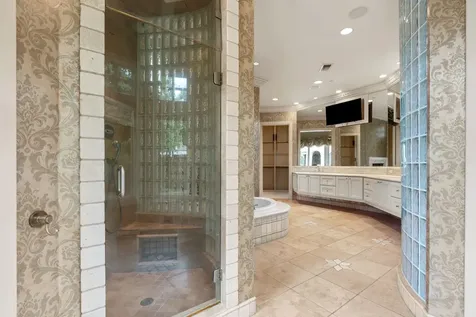 835 Echo Lane Hedwig Village TX 77024