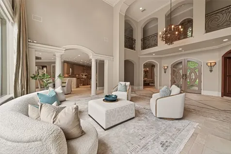 835 Echo Lane Hedwig Village TX 77024