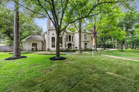 835 Echo Lane Hedwig Village TX 77024