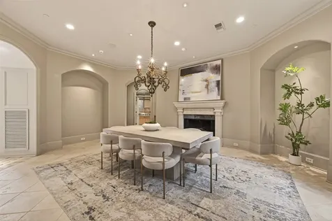 835 Echo Lane Hedwig Village TX 77024