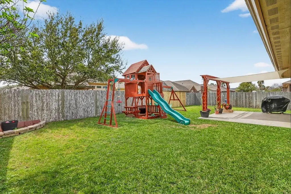 6009 Tapestry Drive Corpus Christi TX 78414