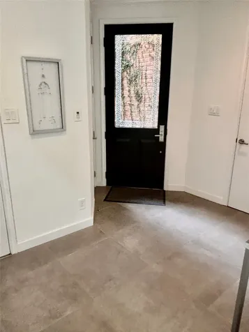 10 S Briar Hollow Lane 55 Houston TX 77027