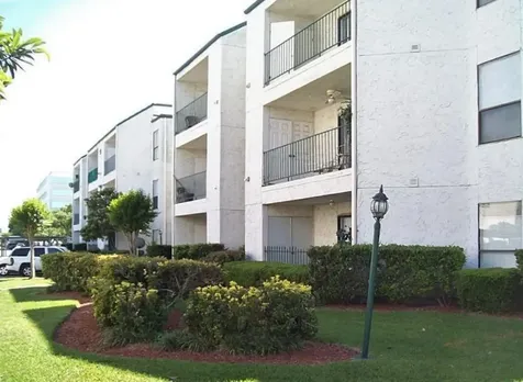 2816 S Bartell Drive 22 Houston TX 77054