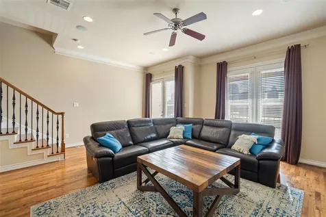 1728 Dart Street Houston TX 77007