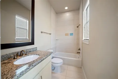 1728 Dart Street Houston TX 77007