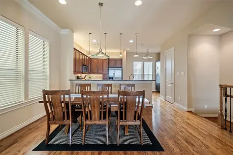 1728 Dart Street Houston TX 77007