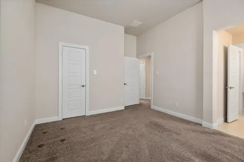 35 N Wheatleigh Drive Tomball TX 77375
